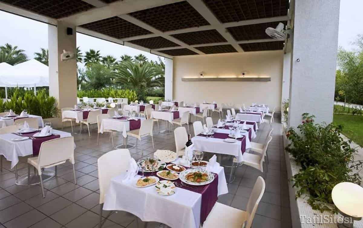 Kervansaray Hotel Kundu